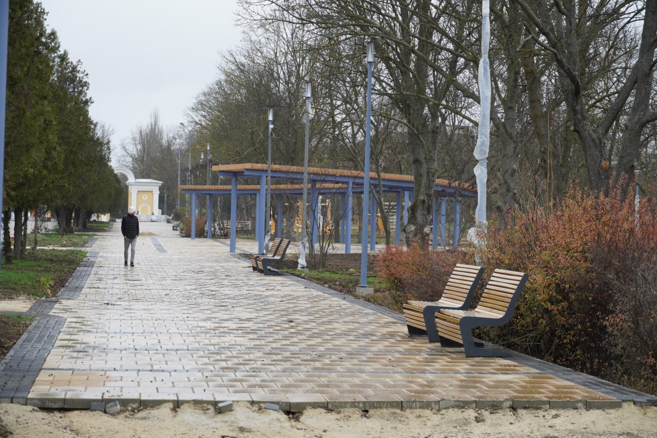 Олег Каторгин: Проинспектировал ход работ в Приморском парке Олег Каторгин: Проинспектировал ход работ в Приморском парке