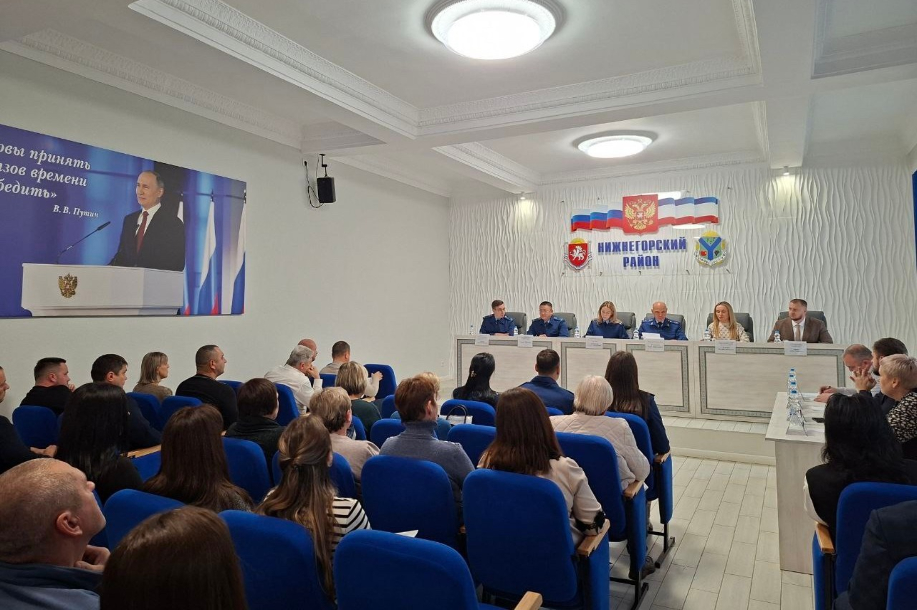 В Нижнегорском районе состоялась выездная рабочая встреча Прокурора Республики Крым Олега Анатольевича Камшилова