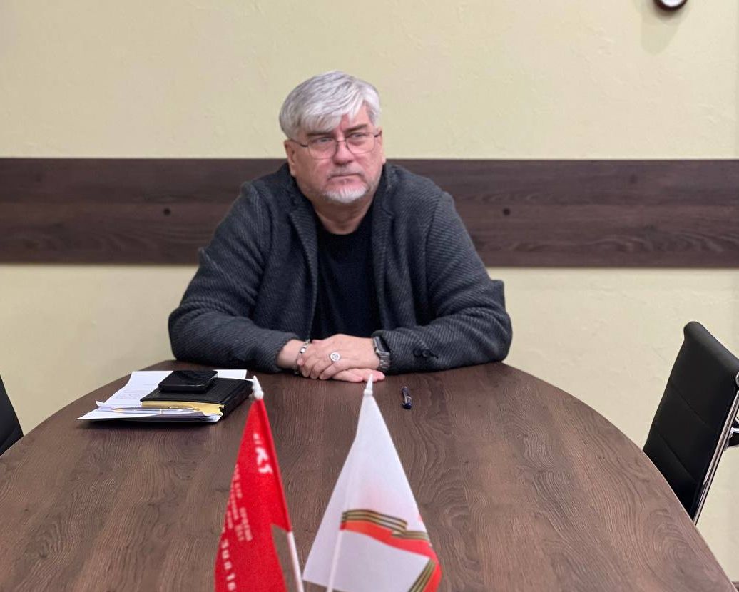 Игорь Ивин: Провёл встречу с тренером Федерации смешанных боевых единоборств (ММА) Республики Крым, на которой были рассмотрены вопросы развития данного вида спорта в городе Игорь Ивин: Провёл встречу с тренером Федерации смешанных боевых единоборств (ММА) Республики Крым, на которой были рассмотрены вопросы развития данного вида спорта в городе