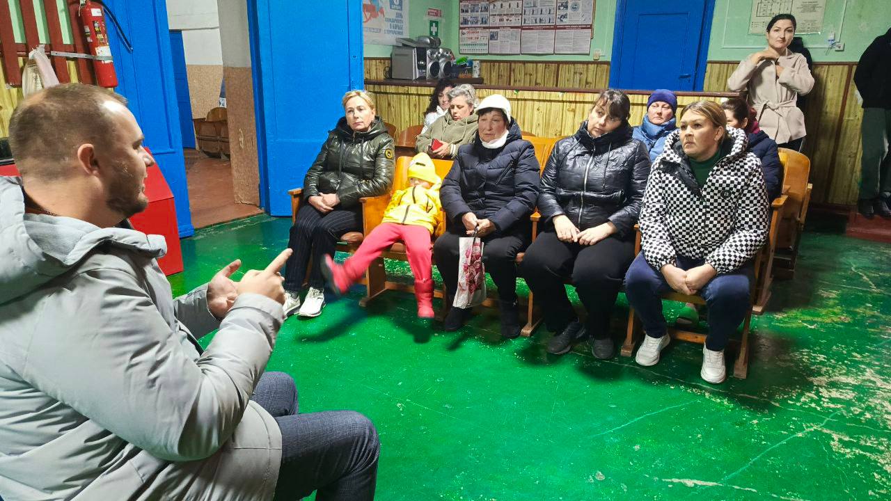 Общение с гражданами - по прежнему, главное в моей работе, - Антон Кравец Общение с гражданами - по прежнему, главное в моей работе, - Антон Кравец