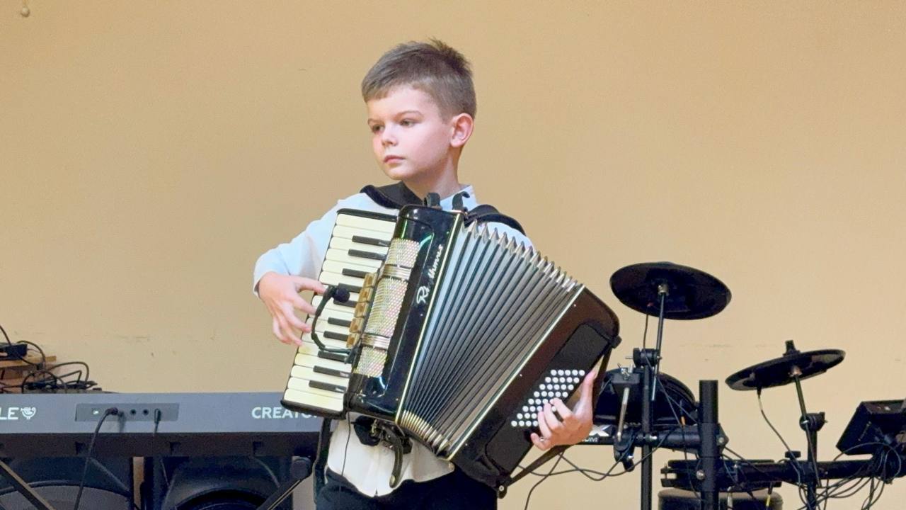 Муниципальный этап конкурса «Учитель года России» собрал лучших педагогов Черноморского района Муниципальный этап конкурса «Учитель года России» собрал лучших педагогов Черноморского района