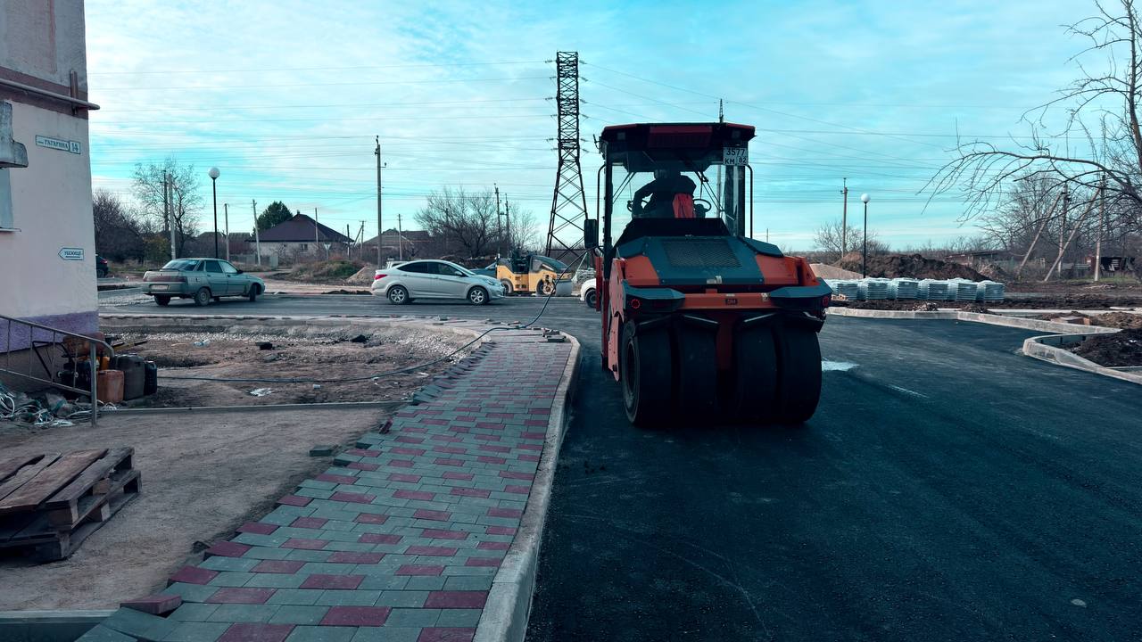 Антон Кравец: Наши дворы - наш комфорт! Благоустройство дворовых территорий - это один из шагов к повышению уровня жизни граждан Антон Кравец: Наши дворы - наш комфорт! Благоустройство дворовых территорий - это один из шагов к повышению уровня жизни граждан