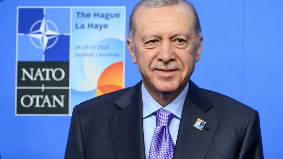 "Никакой пользы": Эрдоган предупредил о рисках для судоходства в Черном море