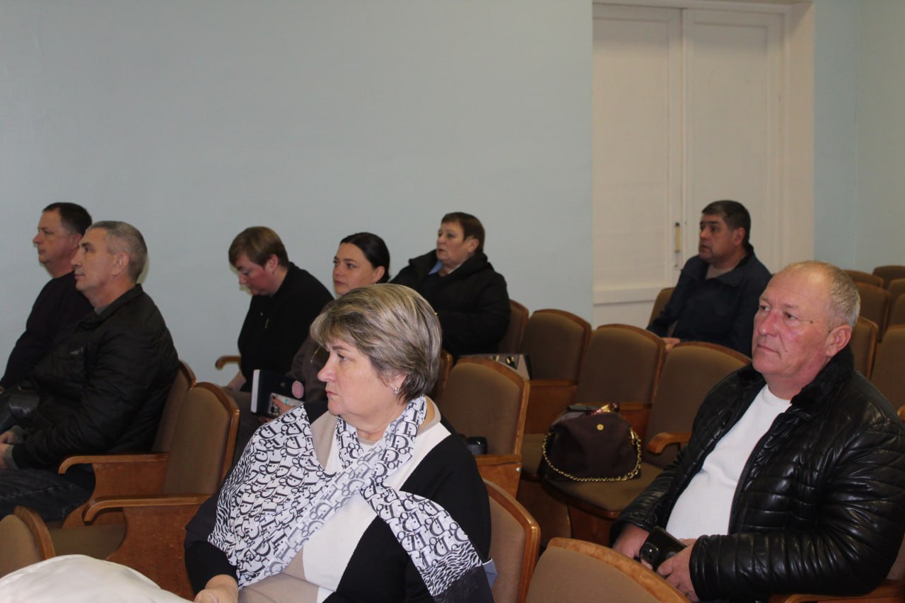 16 декабря состоялось совместное заседание постоянных комиссий Советского районного совета под руководством председателя Советского районного совета Виктории Грицай 16 декабря состоялось совместное заседание постоянных комиссий Советского районного совета под руководством председателя Советского районного совета Виктории Грицай