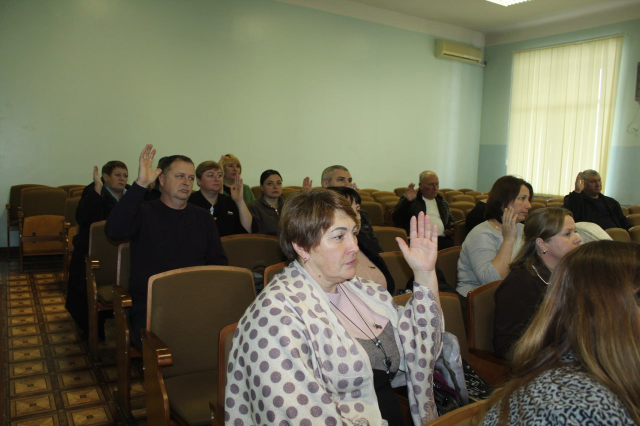 16 декабря состоялось совместное заседание постоянных комиссий Советского районного совета под руководством председателя Советского районного совета Виктории Грицай 16 декабря состоялось совместное заседание постоянных комиссий Советского районного совета под руководством председателя Советского районного совета Виктории Грицай