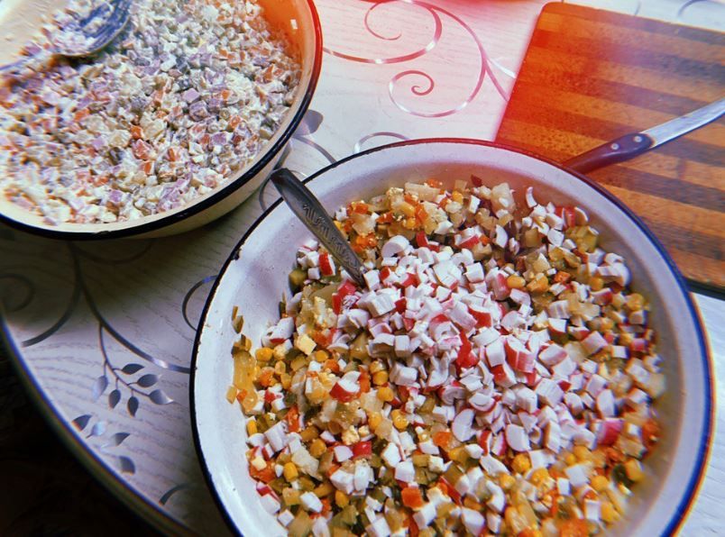 Названы наиболее опасные продукты на корпоративе