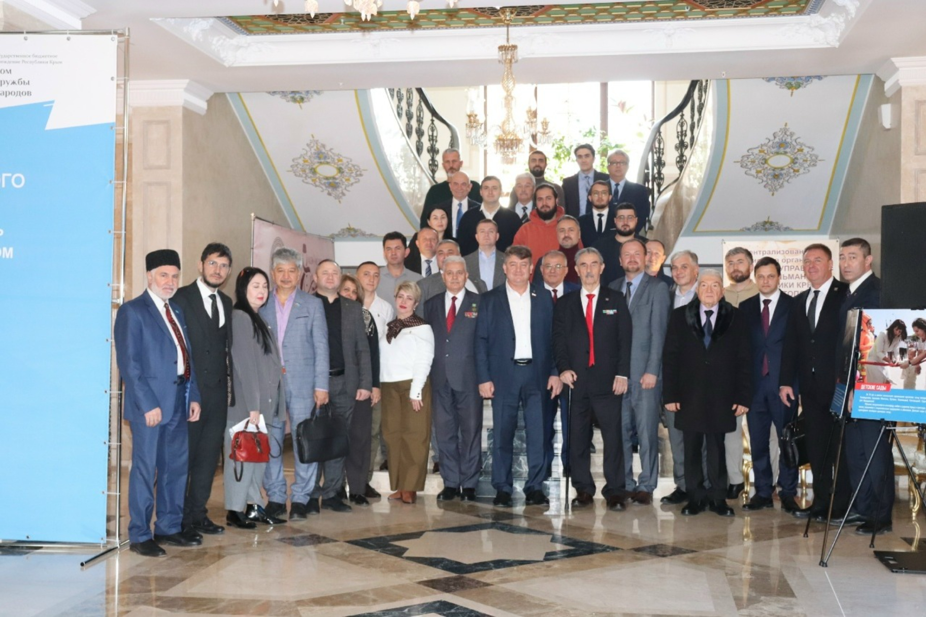 Иностранные гости из числа соотечественников из Турции и Узбекистана встретились с членами Координационного совета Съезда депутатов всех уровней из числа крымских татар