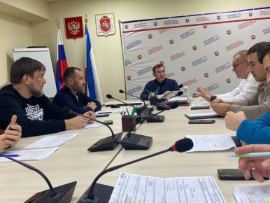 Юрий Гоцанюк: В ГКУ «Инвестстрой Республики Крым» провели совещание по реализации проектов в рамках госпрограммы РФ «Социально-экономическое развитие Республики Крым и г. Севастополя»