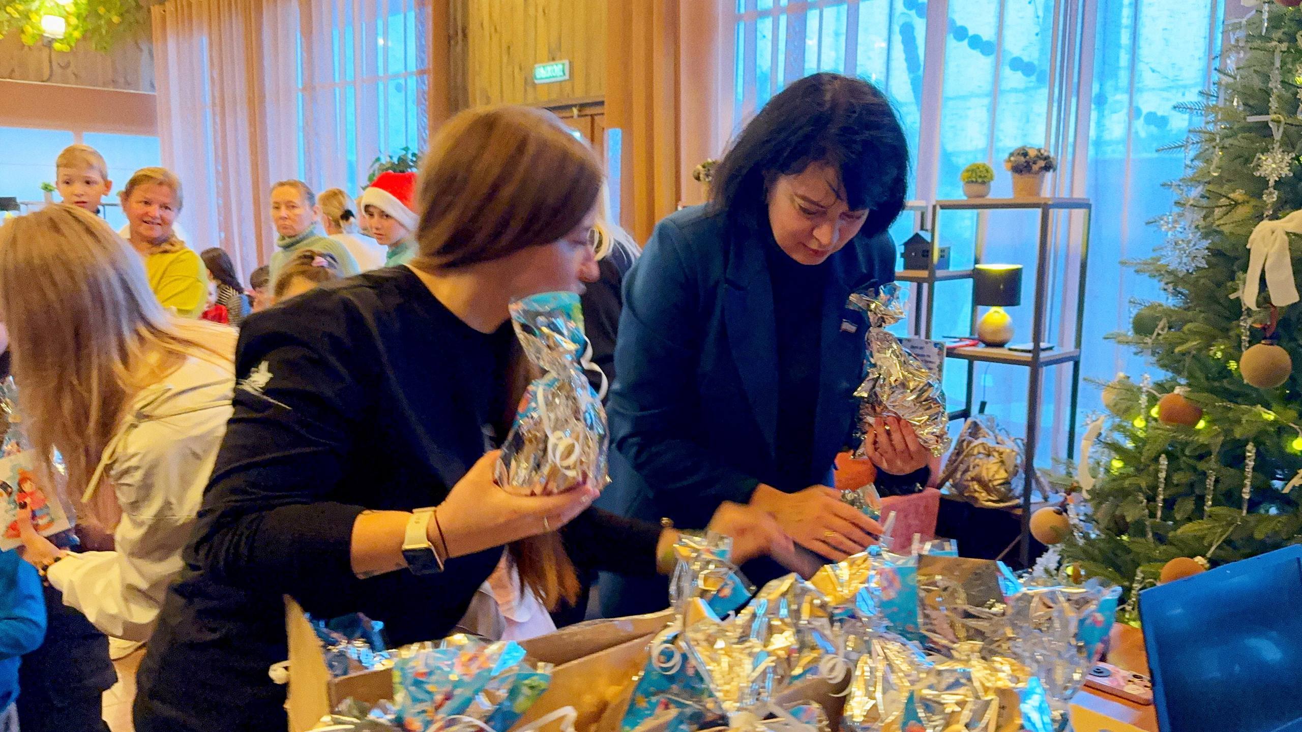 День добра и улыбок: в Черноморском районе прошел праздник для особенных детей День добра и улыбок: в Черноморском районе прошел праздник для особенных детей