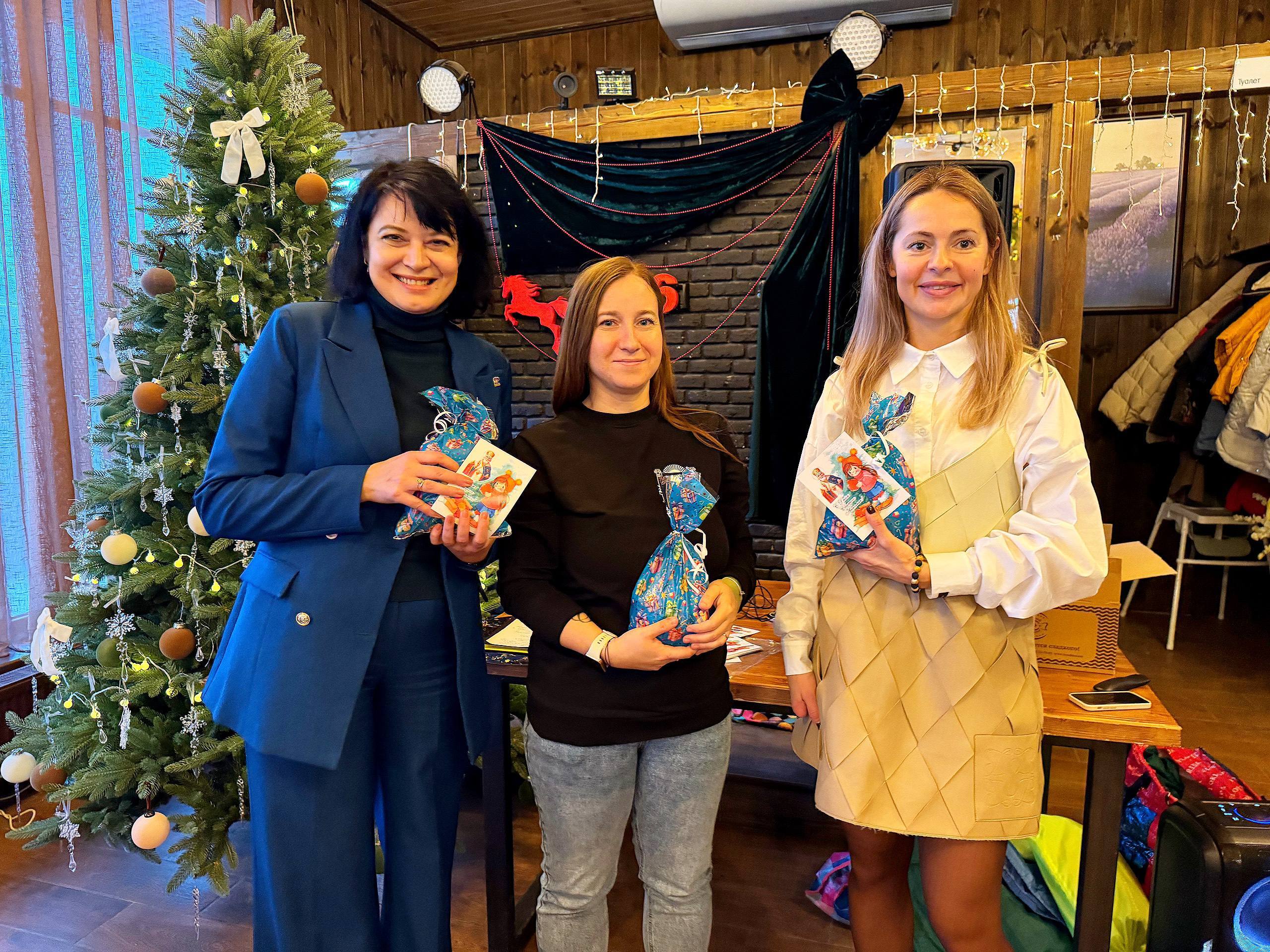 День добра и улыбок: в Черноморском районе прошел праздник для особенных детей День добра и улыбок: в Черноморском районе прошел праздник для особенных детей