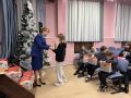 Работники прокуратуры поздравили школьников с наступающим Новым годом
