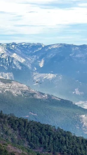 Волшебные виды открываются по дороге на Ай-Петри
