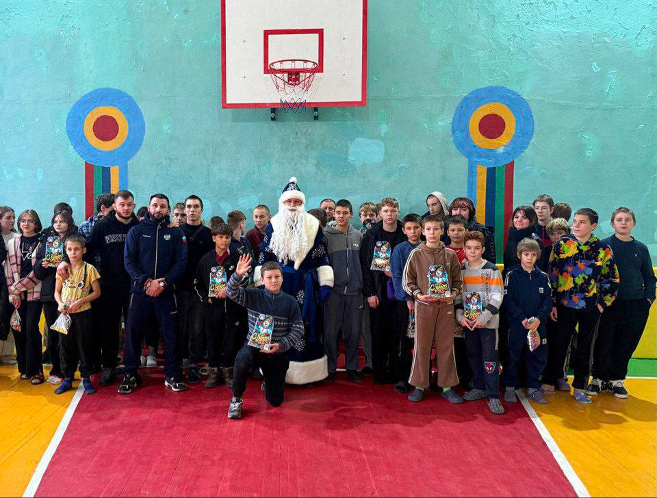 Новогоднее чудо от крымских полицейских: праздник и забота для детей Новогоднее чудо от крымских полицейских: праздник и забота для детей