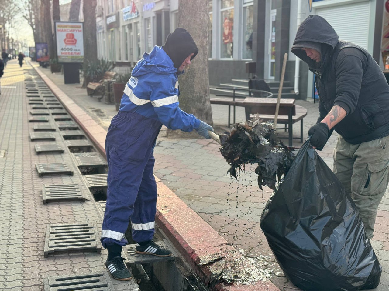 Олег Каторгин: В городе ведется системная работа по содержанию и очистке ливневых канализаций Олег Каторгин: В городе ведется системная работа по содержанию и очистке ливневых канализаций