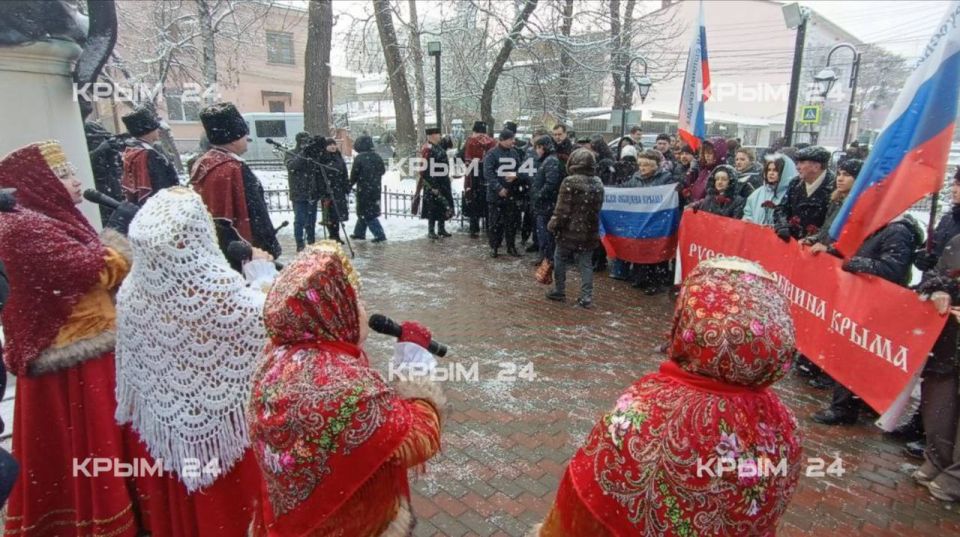 В Крыму отметили 372-ю годовщину Переяславской рады В Крыму отметили 372-ю годовщину Переяславской рады