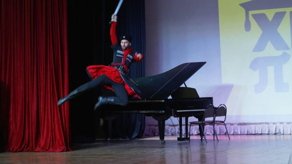 Владимир Сальдо: Наш Херсонский педагогический университет с 14 по 24 января проводит в Ялте второй Всероссийский фестиваль «Симфония Таврии» Владимир Сальдо: Наш Херсонский педагогический университет с 14 по 24 января проводит в Ялте второй Всероссийский фестиваль «Симфония Таврии»