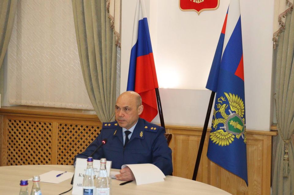 Прокурор Крыма Олег Камшилов провел прием граждан