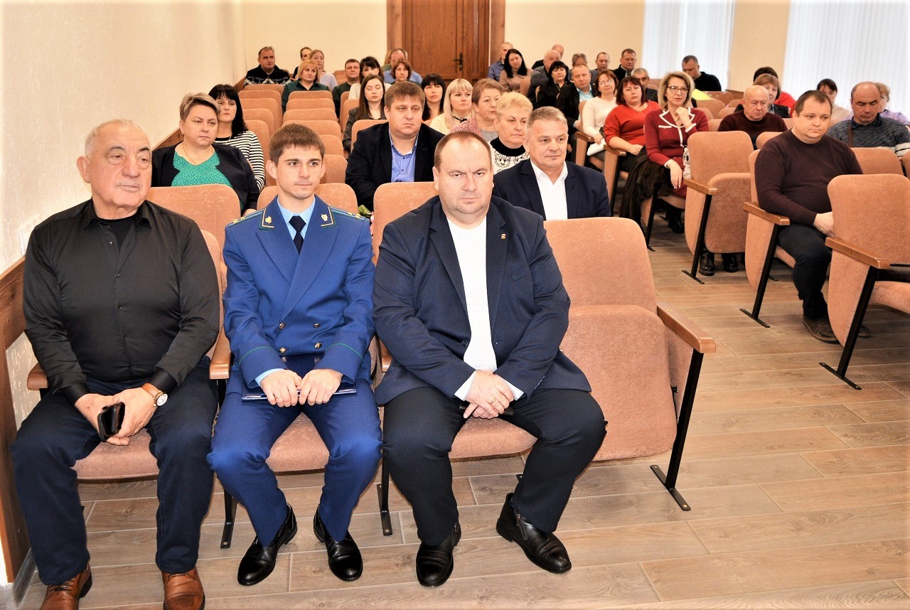 Состоялись публичные слушания по внесению изменений в Устав района Состоялись публичные слушания по внесению изменений в Устав района