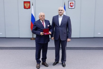 Поздравляю председателя Региональной болгарской национально-культурной автономии Республики Крым «Паисия Хилендарского» Абажера Ивана Ивановича с получением согласно Указа Президента Российской Федерации государственной...