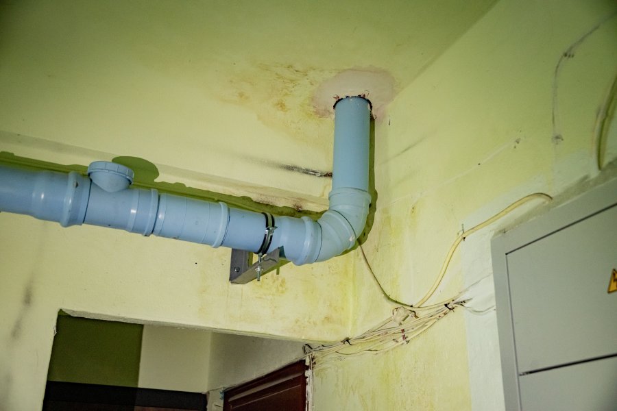 Госжилнадзор проверил качество капремонта в доме № 4 на улице Коммунаров Госжилнадзор проверил качество капремонта в доме № 4 на улице Коммунаров