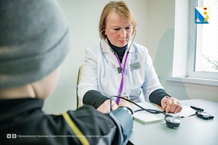 Врач по лечебной физкультуре Марина Астафьева осуществила мечту — переехала из Екатеринбурга трудиться в любимый с детства Севастополь