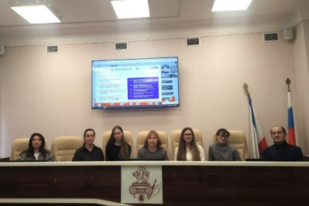 Ольга Бурова и представители Молодежного совета приняли участие во встрече в преддверии Дня российского студенчества