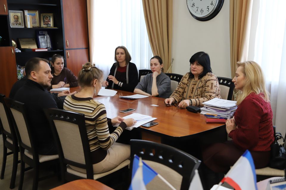 ������ ��������������� ������ ���������� � ����� ������������� � ��������� ����������������