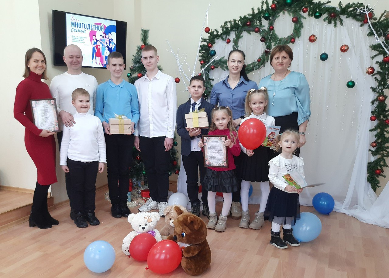 Быть родителями – большое счастье, а в многодетной семье – это счастье, умноженное в разы Быть родителями – большое счастье, а в многодетной семье – это счастье, умноженное в разы