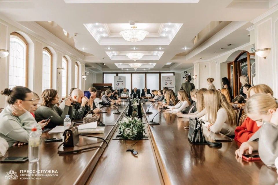 Альберт Куршутов: Поздравляю всех причастных с Днем российского студенчества - Татьяниным днём! Альберт Куршутов: Поздравляю всех причастных с Днем российского студенчества - Татьяниным днём!