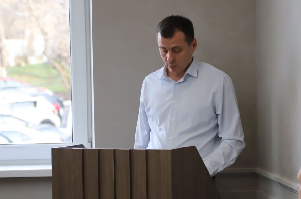 Анжелика Ястребова: На аппаратном совещании главный инженер Филиала "Бахчисарайское ДРСУ" Государственного унитарного предприятия Республики Крым "Крымавтодор" Станислав Гришин подвел итоги 2025 года: рассказал о ситуации с...