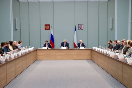 В Крыму обсудили вопросы реализации внутренней языковой политики и защиты русского языка