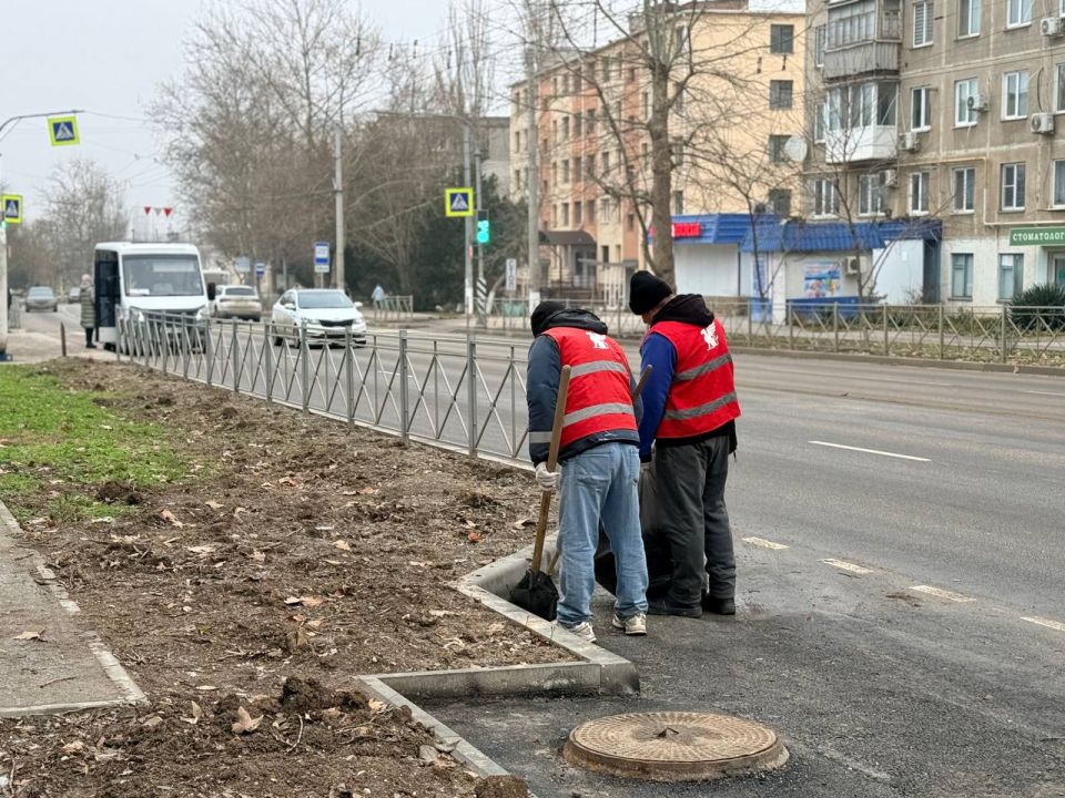 Олег Каторгин: Чистые дворы и тротуары, ухоженные клумбы и газоны – зона ответственности коммунальных служб