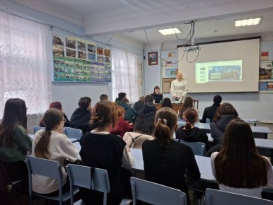 Студентам Джанкойского профессионального техникума рассказали о блокаде Ленинграда