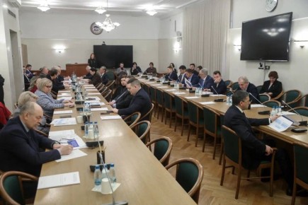 Михаил Шеремет: Сегодня принял участие в собрании нашей внутрифракционной группы под руководством заместителя руководителя фракции «ЕДИНАЯ РОССИЯ» Александра Александровича Борисова