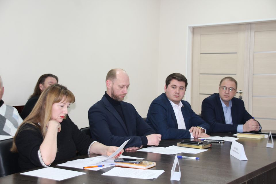 ������� ����������� ������������� ��������� ������ �������� � ������ ��������� ����� � ��������� �����