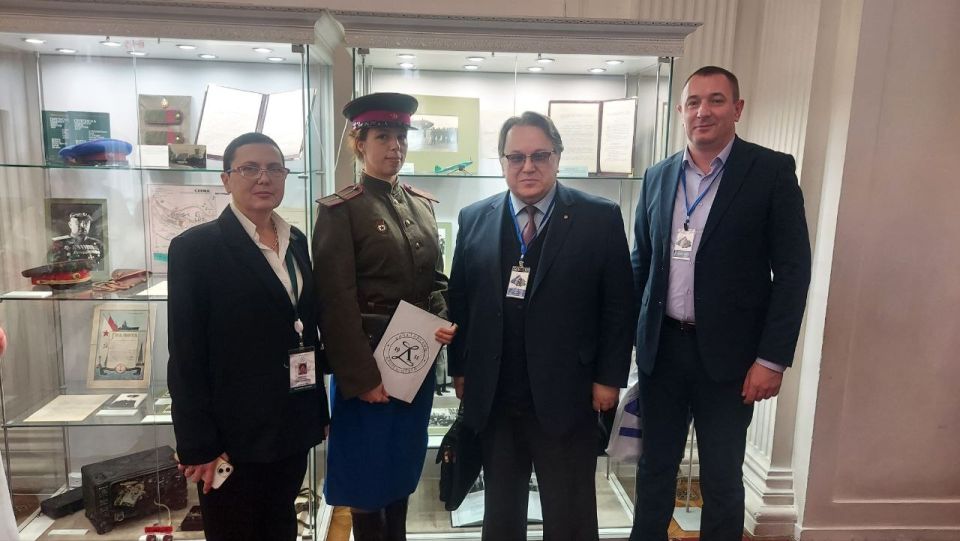 ���� ����� ������ ������� � ������-������������ ����������� ����� 1945: ����� �������