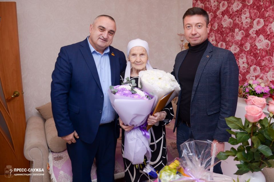 � ��������� ���������� 100-������� �������