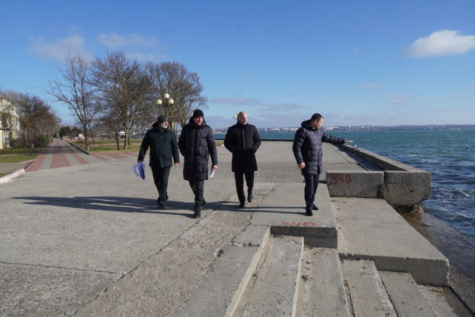 Олег Каторгин: Сделаны первые шаги в реализации поручения Главы Крыма Сергея Аксёнова о назначении единого подрядчика для выполнения берегоукрепительных работ на городской набережной Олег Каторгин: Сделаны первые шаги в реализации поручения Главы Крыма Сергея Аксёнова о назначении единого подрядчика для выполнения берегоукрепительных работ на городской набережной