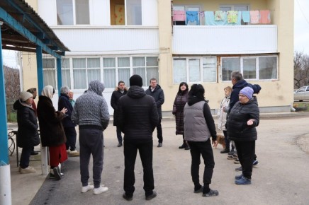 Встреча с жителями в селе Тенистое: решения вопросов начинаются с диалога