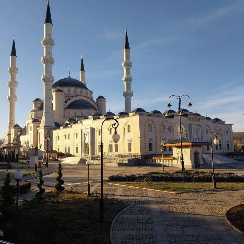 В Крыму оформлено 650 объектов религиозного значения