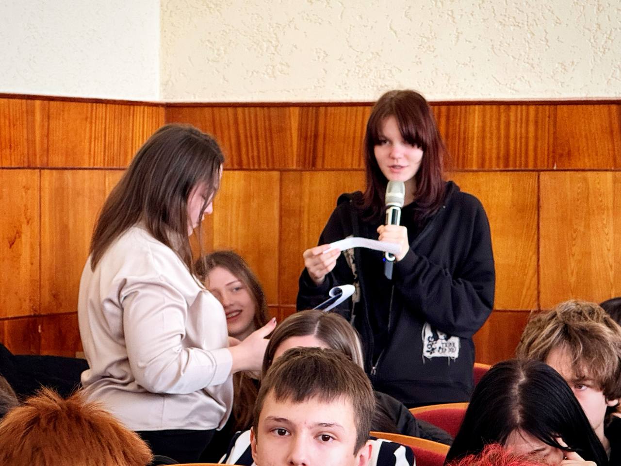 Александр Дудинов: В преддверии Дня памяти воинов-интернационалистов мы собрались в администрации на «Диалог на равных» Александр Дудинов: В преддверии Дня памяти воинов-интернационалистов мы собрались в администрации на «Диалог на равных»