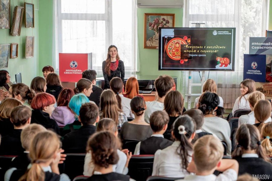 В Севастополе стартовал проект «Искусство в наследство: творим и сохраняем» В Севастополе стартовал проект «Искусство в наследство: творим и сохраняем»