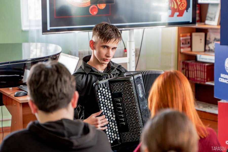 В Севастополе стартовал проект «Искусство в наследство: творим и сохраняем» В Севастополе стартовал проект «Искусство в наследство: творим и сохраняем»