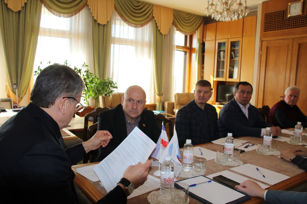 В Общественной палате Крыма обсудили качество охранных услуг и контроль за исполнением госконтрактов В Общественной палате Крыма обсудили качество охранных услуг и контроль за исполнением госконтрактов