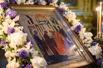 Крымчан поздравили с праздником Сретения Господня