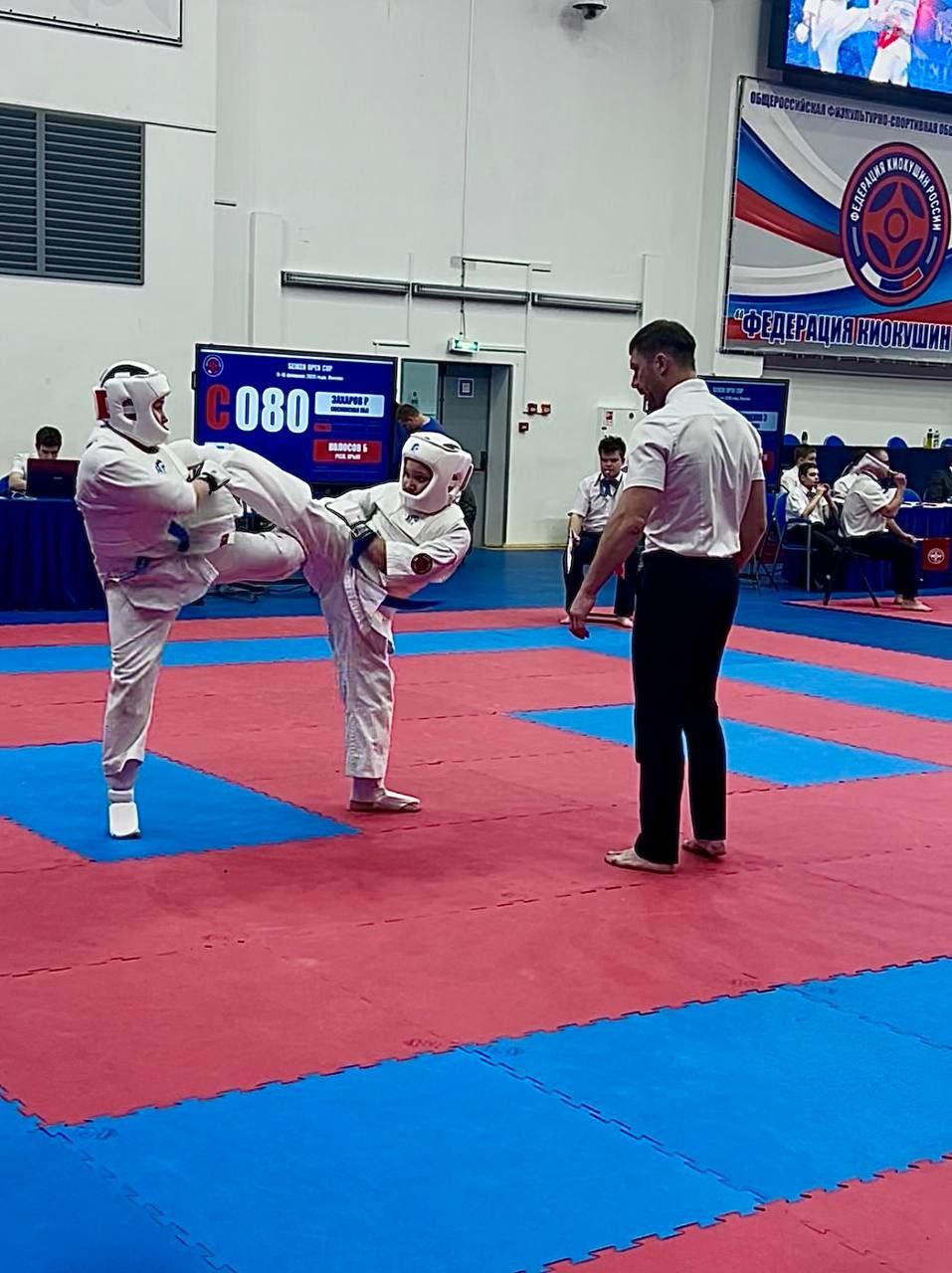 Крымские спортсмены стали призёрами Международных соревнований по киокушин «Открытый Кубок Сейкен» Крымские спортсмены стали призёрами Международных соревнований по киокушин «Открытый Кубок Сейкен»