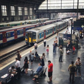 Более 15 поездов в сообщении с Крымом задерживаются в пути