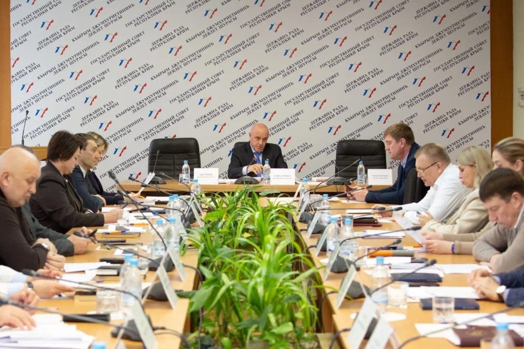 Министр строительства и архитектуры Республики Крым Эдуард Щёголев принял участие в расширенном заседании Комитета по строительству, жилищной политике и топливно-энергетическому комплексу Государственного Совета Республики...