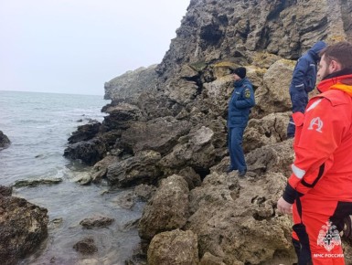 В Азовском море продолжаются поиски пропавших в море рыбаков