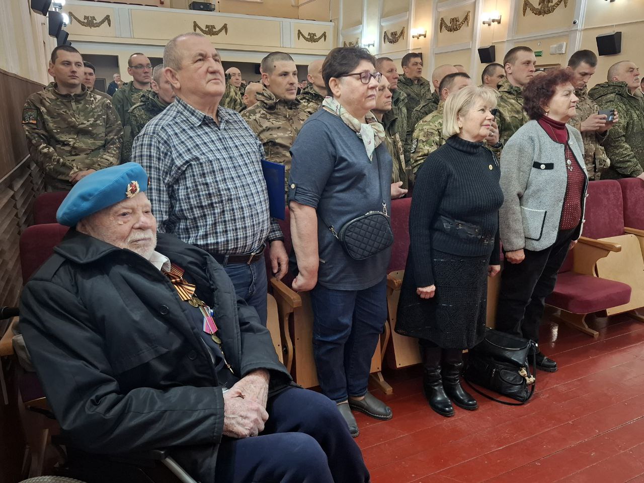 В РДК состоялся праздничный концерт «Мужчинам всех поколений посвящается», приуроченный ко Дню защитника Отечества. В РДК состоялся праздничный концерт «Мужчинам всех поколений посвящается», приуроченный ко Дню защитника Отечества.